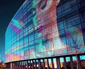 Esposizione di LED trasparente commerciale gigante di vetro di Digital P20 con il risparmio energetico